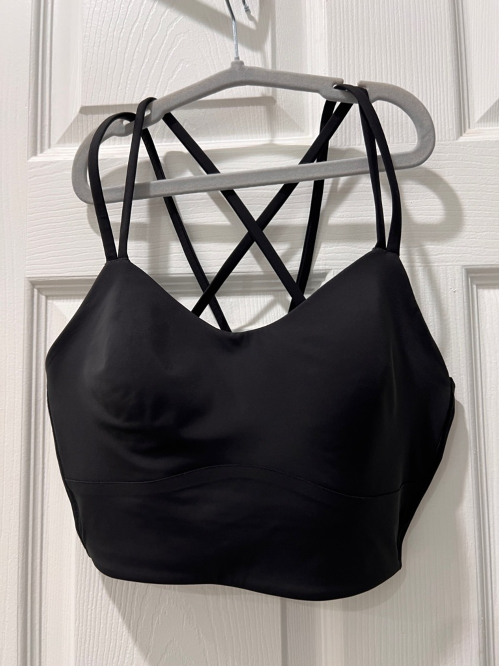 Lululemon like a cloud bra tank 6 black - Picture 2 of 6